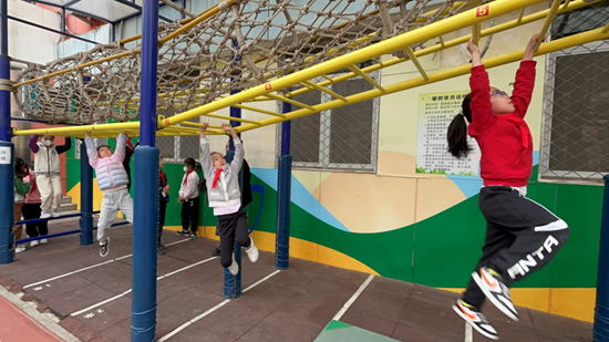 孩子從。校方供圖